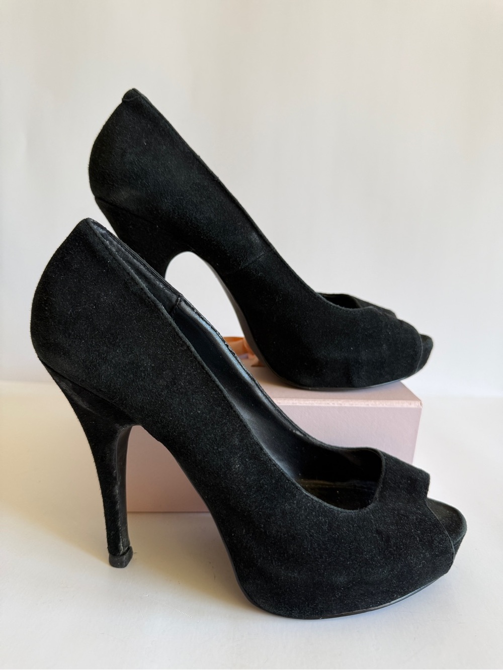 PreLoved Steve Madden Black Suede Y2K Peep Toe Platform Pumps 7.5 Fair Condition - Picture 5 of 17